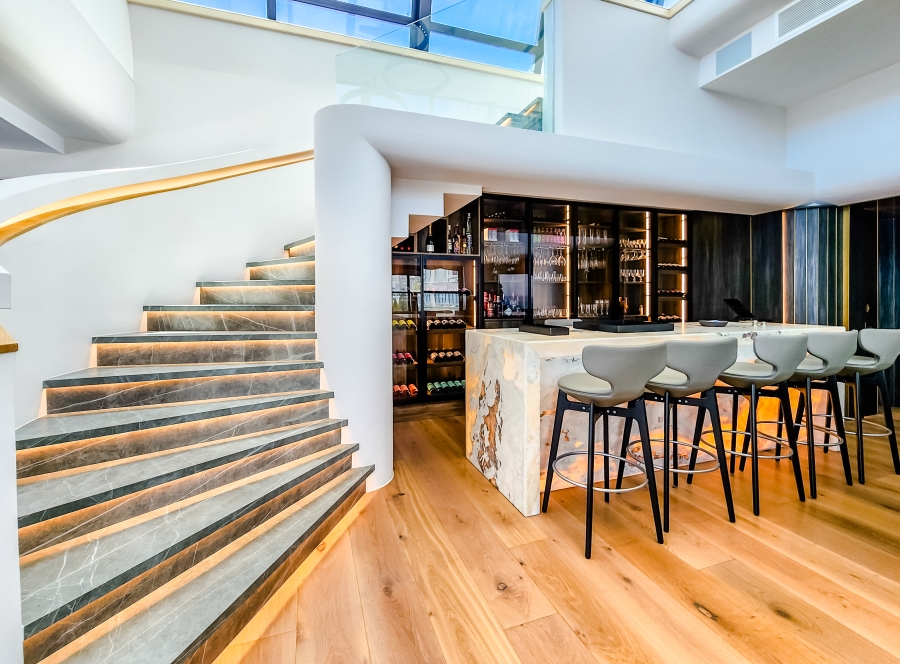 5 Bedroom Property for Sale in Sea Point Western Cape